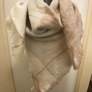 3/$15 Pink and Gray Plaid Lauren Conrad Blanket Scarf/Wrap